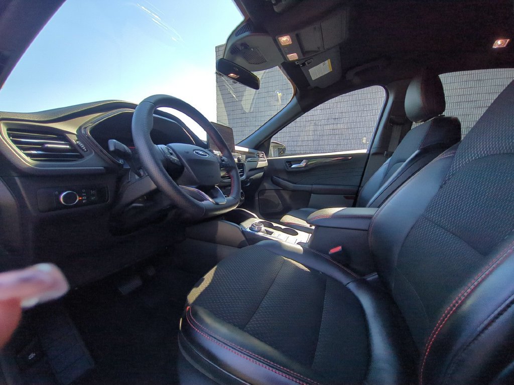 Used 2026 Ford Escape ST-Line FWD image 26