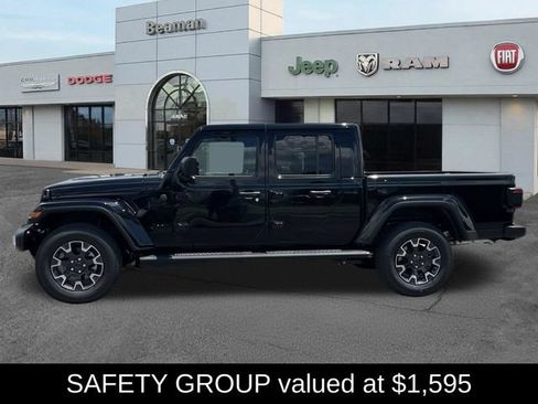 New 2026 Jeep Gladiator Sport AWD/4WD image 4