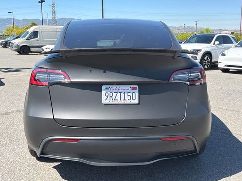 Used 2022 Tesla Model Y Long Range AWD/4WD image 4
