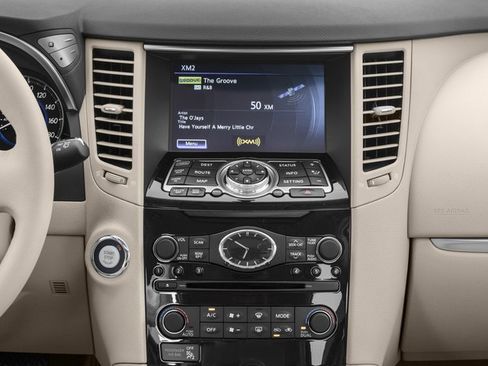 Used 2017 INFINITI QX70 AWD w/ Premium Package image 13