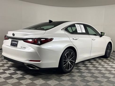 Used 2025 Lexus ES 350 w/ Premium Package FWD image 9