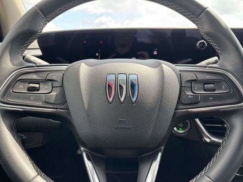 Used 2025 Buick Encore GX Preferred image 27