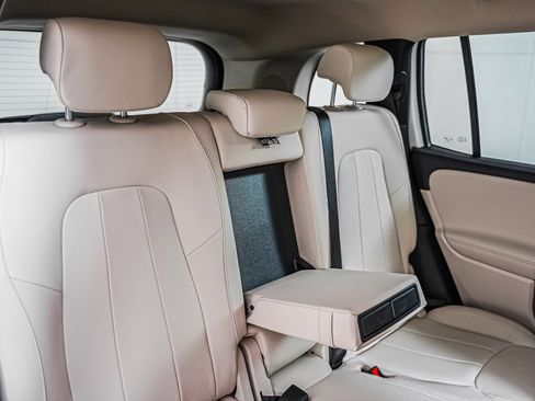 Certified 2023 Mercedes-Benz EQB 300 4MATIC image 9