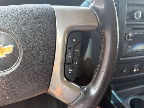 Used 2018 Chevrolet Express 3500 Extended w/ Driver Convenience Package RWD image 9