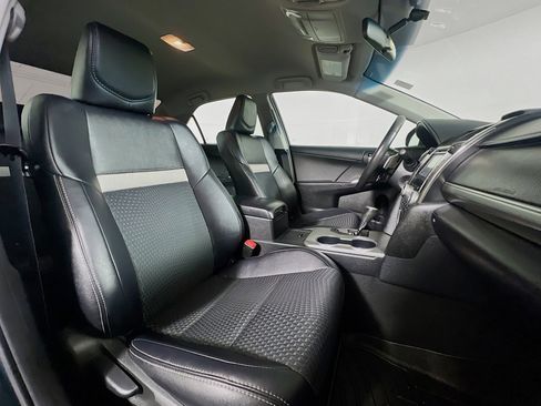 Used 2013 Toyota Camry SE FWD image 22