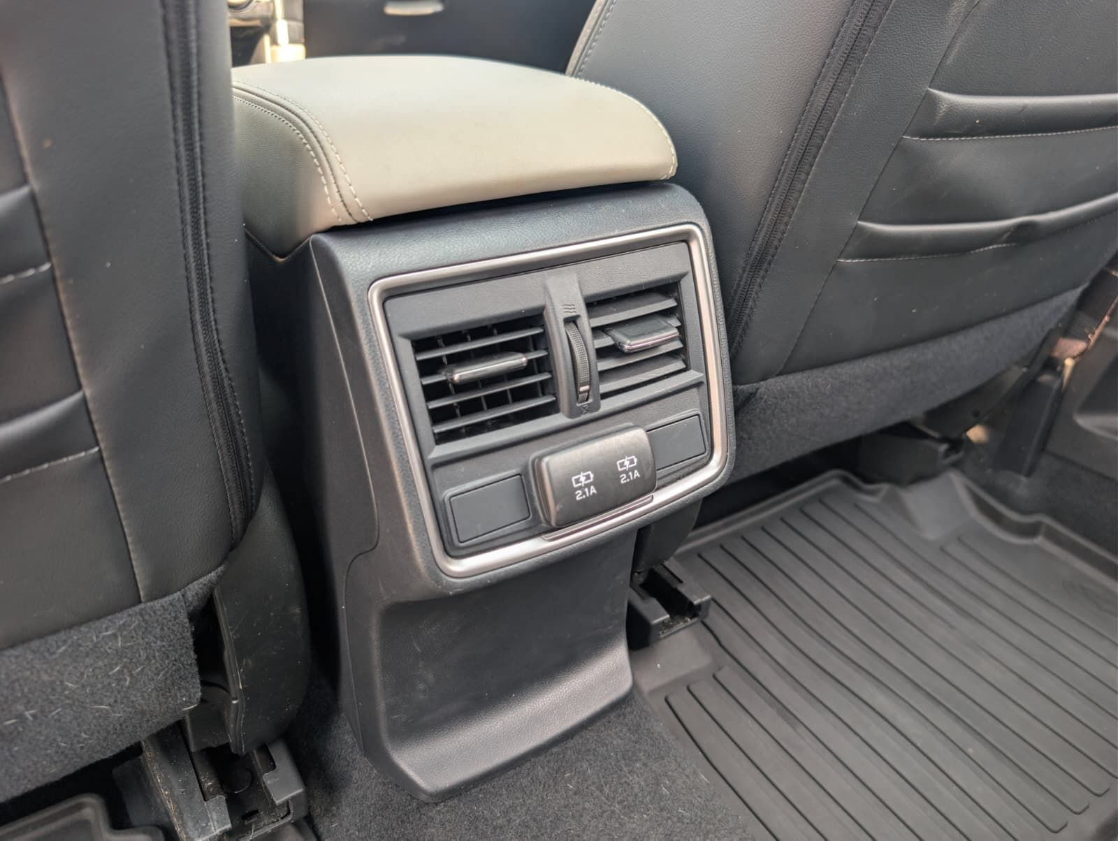Certified 2024 Subaru Forester Limited w/ Pop Package 2 AWD/4WD image 28