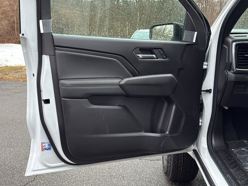 New 2026 GMC Canyon Elevation w/ Convenience Package image 7