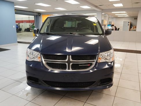 Used 2016 Dodge Grand Caravan SE w/ Quick Order Package 29E SE image 13
