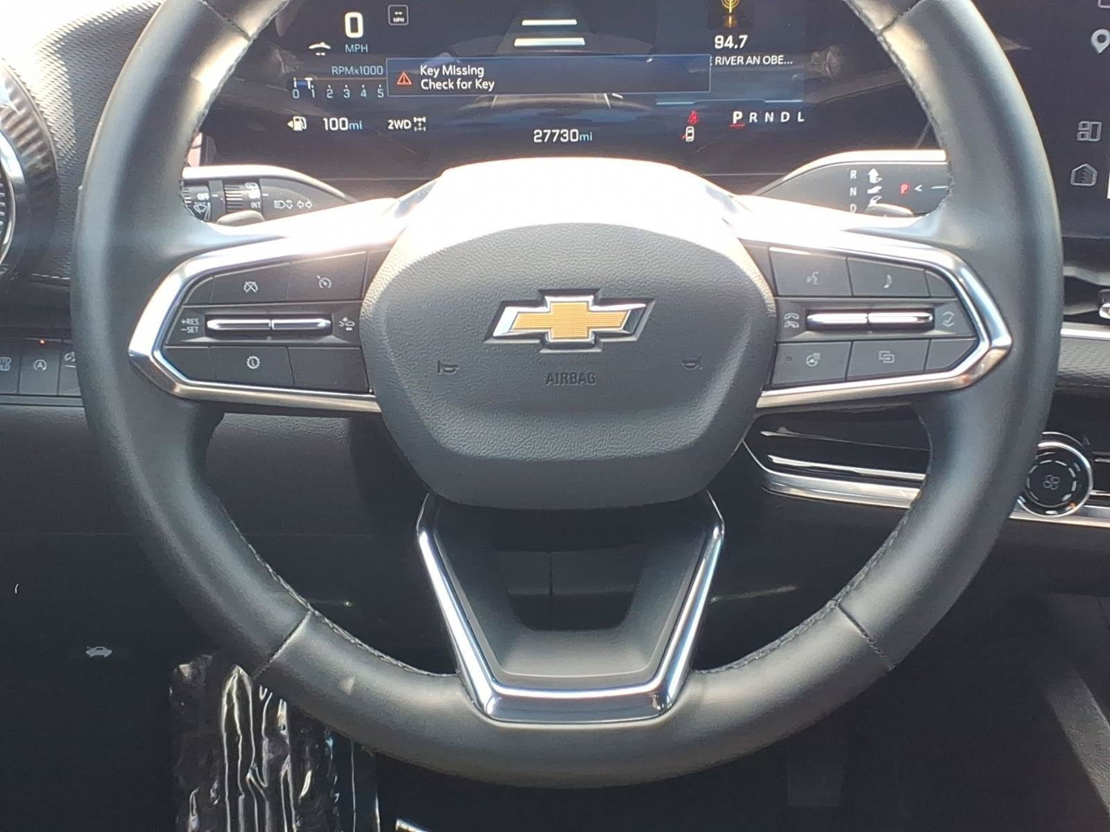 Used 2026 Chevrolet Equinox LT AWD/4WD image 14