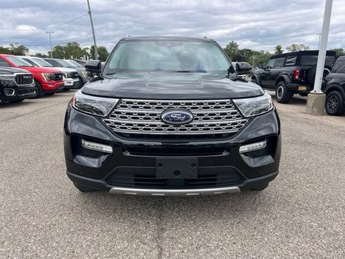 Certified 2024 Ford Explorer Limited w/ Equipment Group 301A AWD/4WD image 2