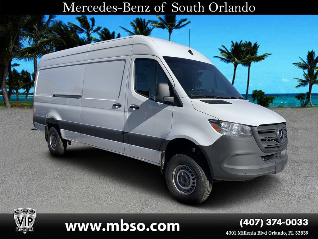 Used 2023 Mercedes-Benz Sprinter 2500 image 1