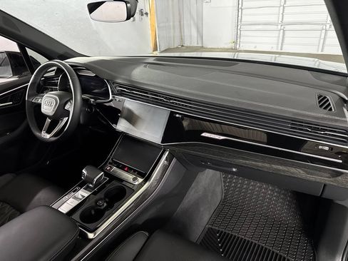 Used 2023 Audi SQ7 Premium Plus AWD/4WD image 49
