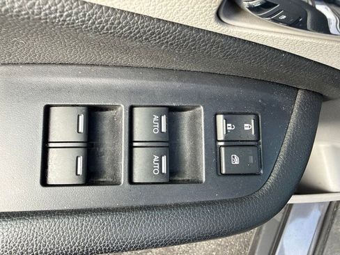 Used 2019 Honda Ridgeline RTL-T image 18