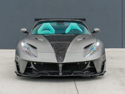 Used 2021 Ferrari 812 GTS RWD image 5