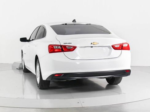 Used 2018 Chevrolet Malibu LS FWD image 6