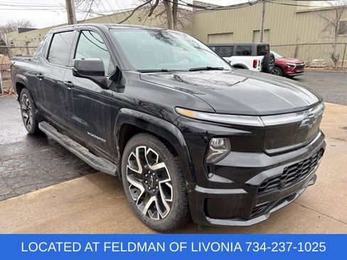 Used 2024 Chevrolet Silverado EV RST image 4