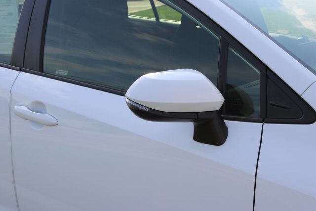 Used 2022 Toyota Corolla SE w/ SE Premium Package FWD image 2