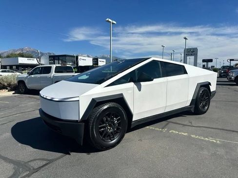 Used 2024 Tesla Cybertruck Cyberbeast AWD/4WD image 6