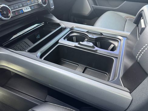 Used 2026 Ford F350 Lariat w/ Black Appearance Package image 33