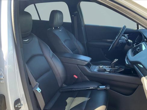 Used 2020 Cadillac XT4 Sport w/ Driver Awareness Package image 7