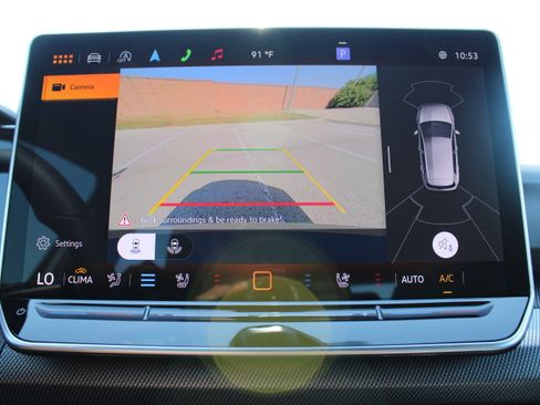 New 2025 Volkswagen GTI SE image 13