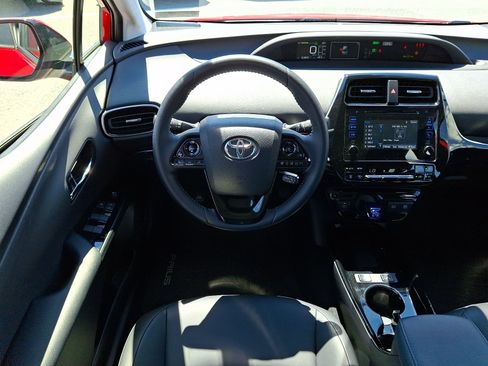 Used 2019 Toyota Prius XLE AWD/4WD image 13