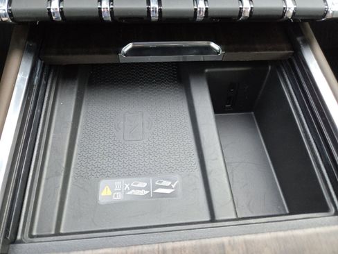 New 2026 GMC Acadia Denali Ultimate w/ LPO, Floor Liner Package image 11