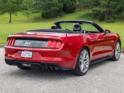 Used 2021 Ford Mustang GT Premium RWD image 14