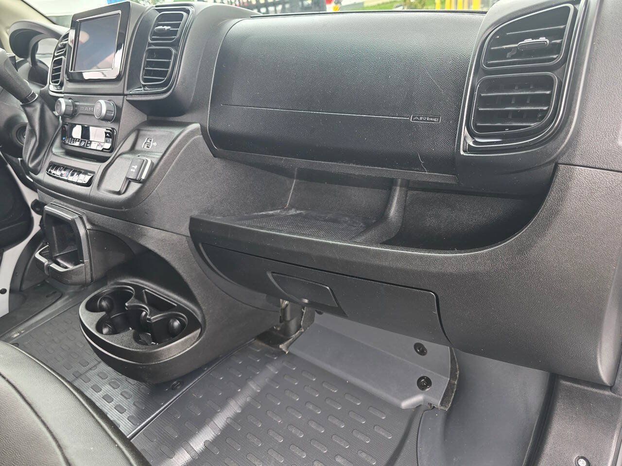 Used 2025 RAM ProMaster 3500 w/ Convenience Group FWD image 18