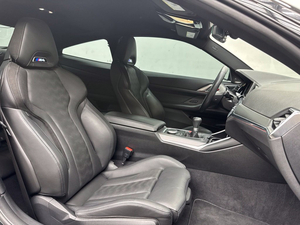 Used 2021 BMW M4 Coupe w/ Executive Package RWD image 17
