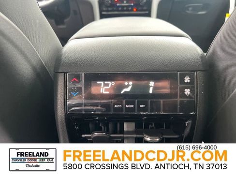 New 2025 Jeep Grand Cherokee L Altitude w/ Trailer Tow Package image 21