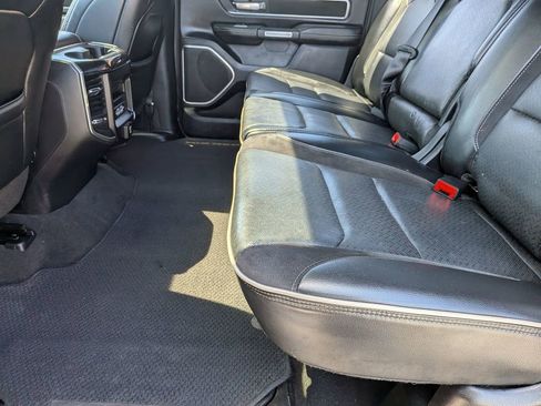 Used 2019 RAM 1500 Laramie w/ Sport Appearance Package AWD/4WD image 23