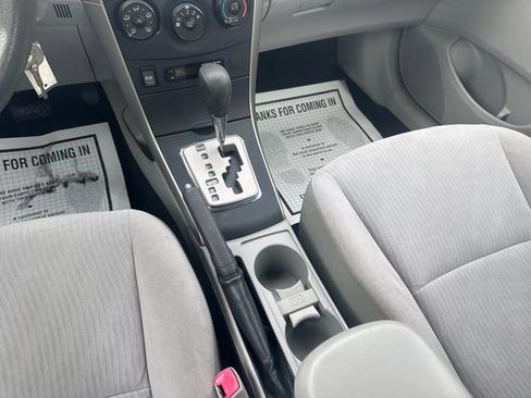 Used 2010 Toyota Corolla FWD image 20