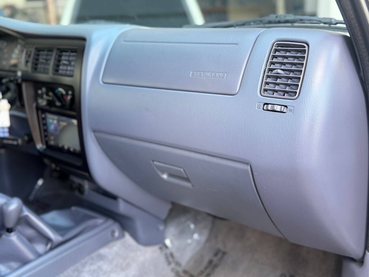Used 2000 Toyota Tacoma 4x4 Xtracab image 41