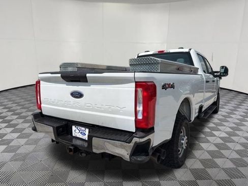 Used 2023 Ford F350 XL w/ Snow Plow/Camper Package AWD/4WD image 7