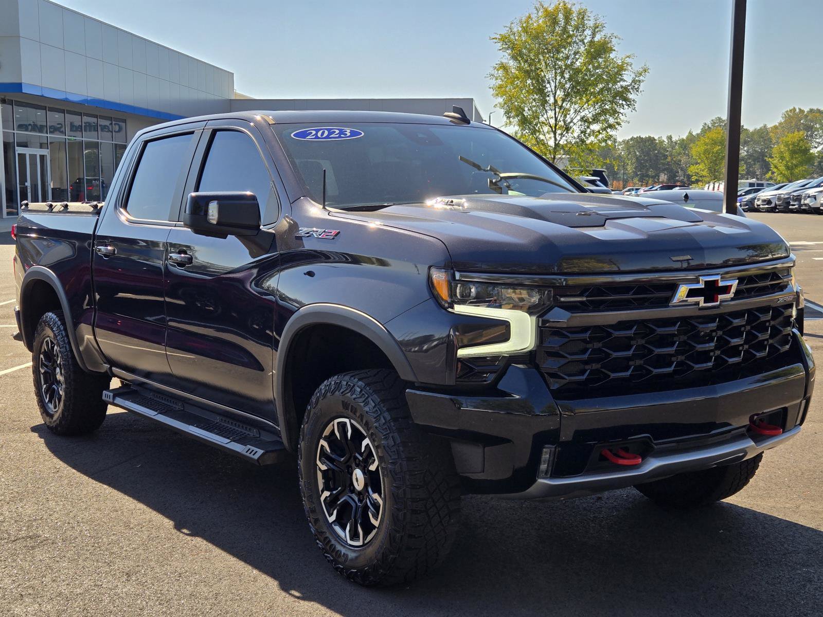 Used 2023 Chevrolet Silverado 1500 ZR2 w/ Technology Package AWD/4WD image 4