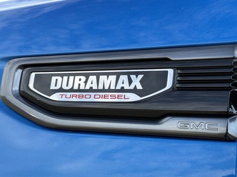 Certified 2023 GMC Sierra 1500 AT4 w/ Technology Package image 12