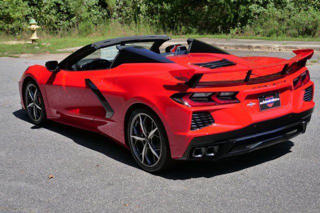 Used 2023 Chevrolet Corvette Stingray Premium Conv w/ Z51 Performance Package RWD image 7