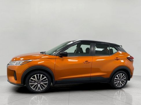 Used 2021 Nissan Kicks SV FWD image 8
