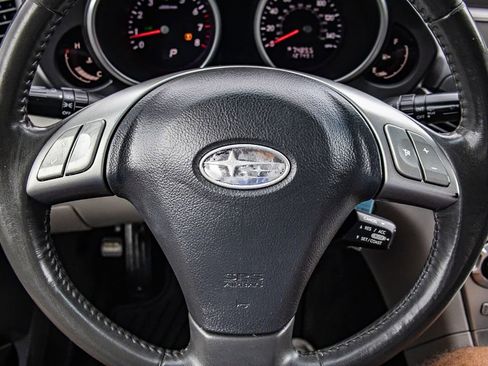 Used 2011 Subaru Tribeca Limited w/ PWR Moonroof & Navigation Pkg image 7