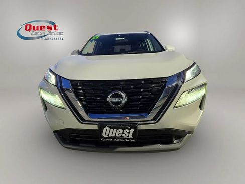 Used 2021 Nissan Rogue SV w/ Premium Package AWD/4WD image 7