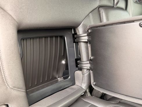 Used 2026 GMC Sierra 1500 SLT image 21