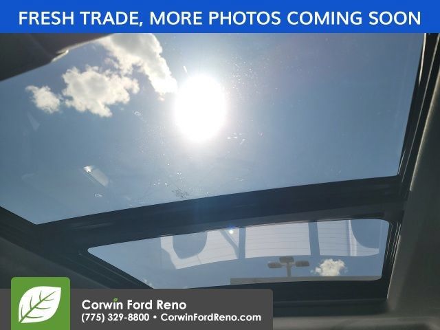 Used 2019 Ford F150 Lariat w/ Equipment Group 502A Luxury AWD/4WD image 17