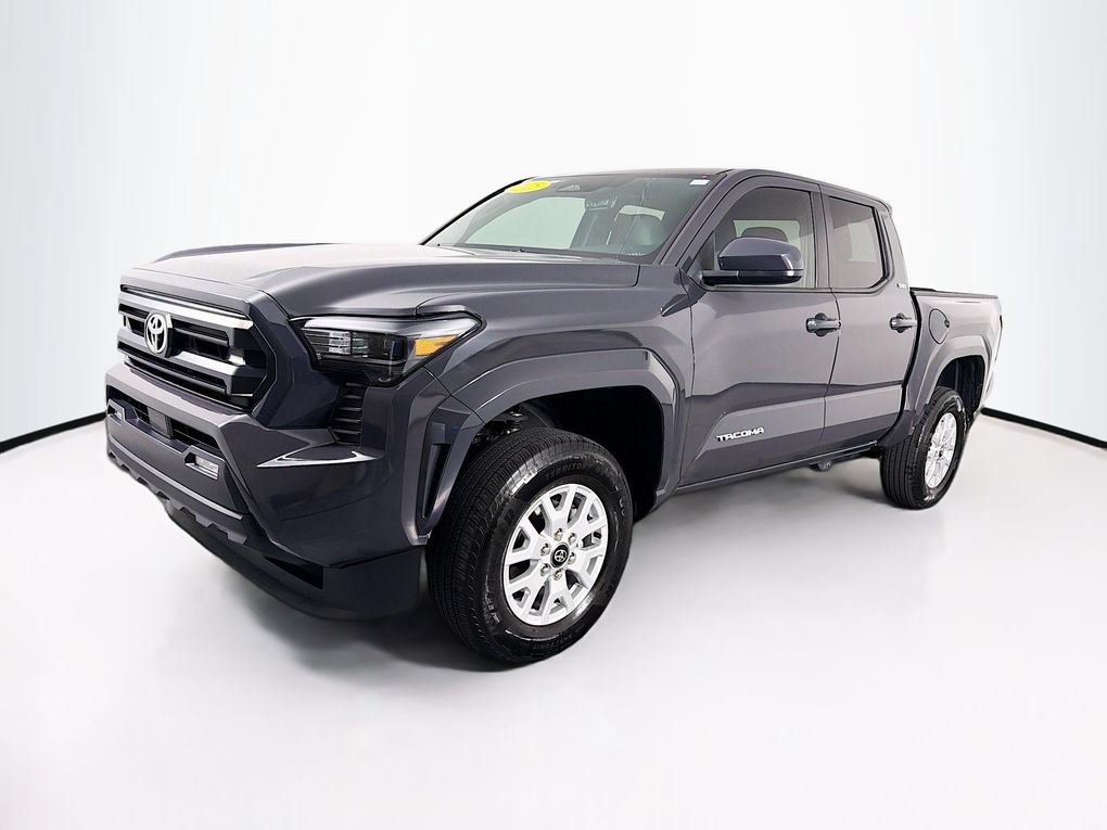 Used 2025 Toyota Tacoma SR5 AWD/4WD image 3