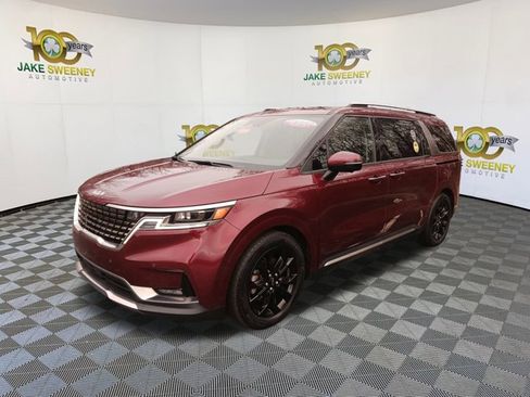 Certified 2023 Kia Carnival SX Prestige image 4
