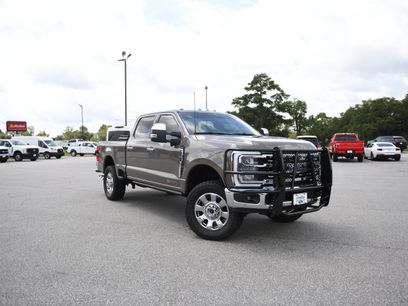 New 2026 Ford F250 Lariat w/ Lariat Premium Package