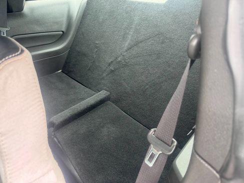 Used 2006 Ford Mustang GT image 11