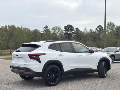 New 2026 Chevrolet Trax ACTIV image 10