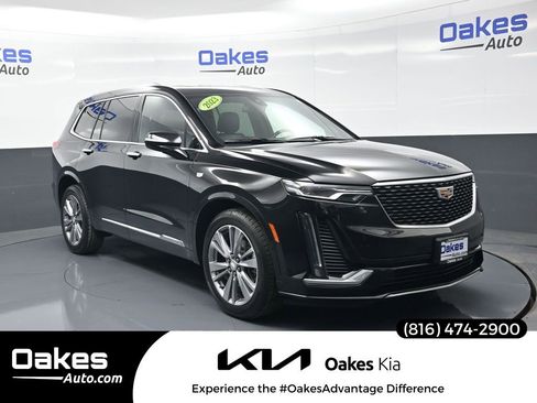 Used 2023 Cadillac XT6 Premium Luxury image 1