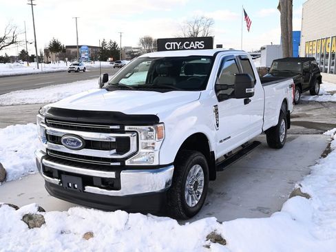 Used 2022 Ford F250 XLT image 1